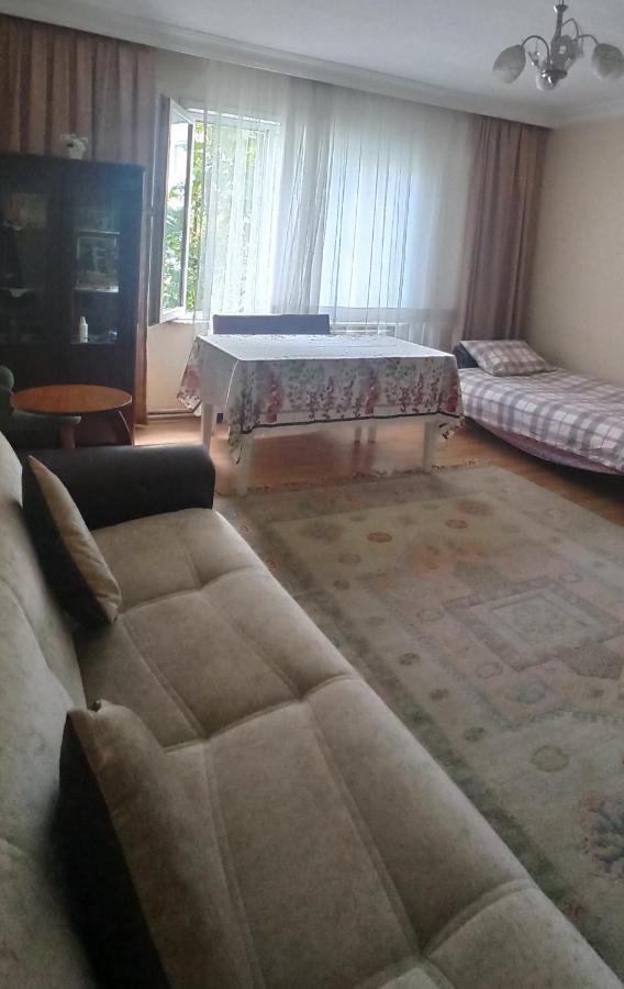 איסטמבול Private Room Close To Merter And Gungoren Textile Center מראה חיצוני תמונה